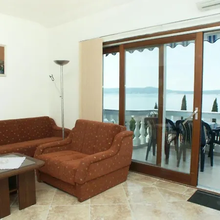 By The Sea - 2360 * קריקווניצה